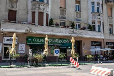 Апартаменты Charming Flat In The Center Будапешт Экстерьер фото